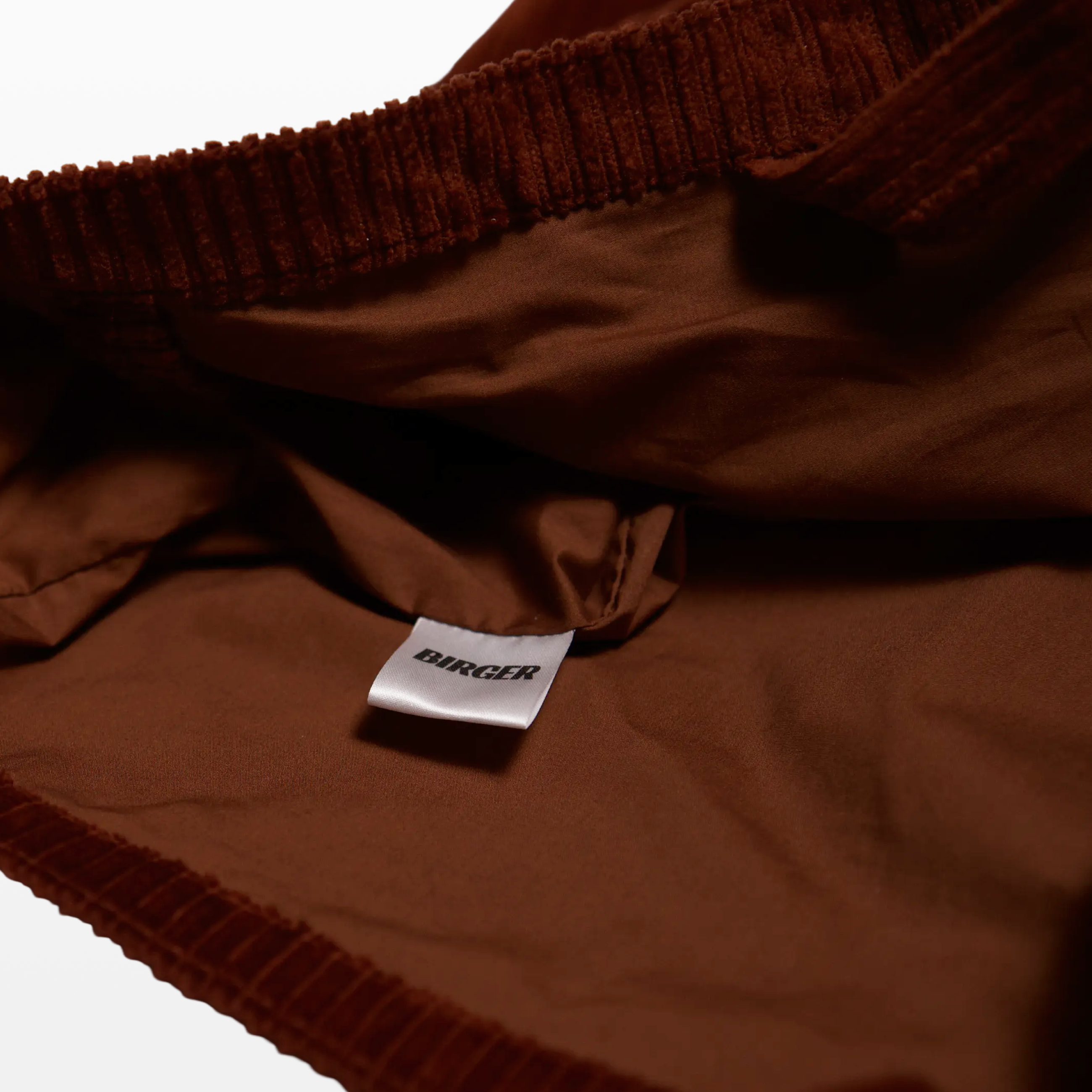 Close-up of the BIRGER brand label